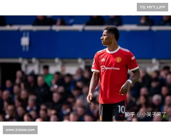 小卢卡斯在巴黎长期担任替补的真正原因与球队战术及内部竞争解析